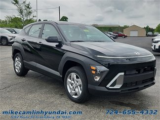 New 2025 Hyundai Kona SE image 1