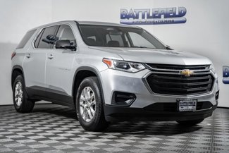 Used 2020 Chevrolet Traverse LS image 1
