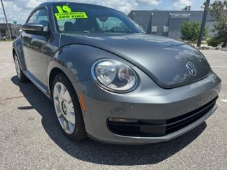 Used 2014 Volkswagen Beetle 2.5 image 1