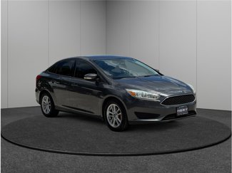 Used 2016 Ford Focus SE image 1
