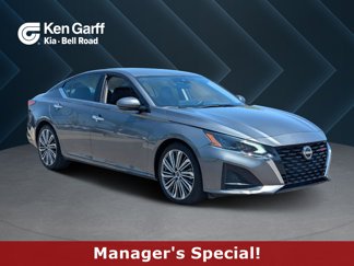 Used 2023 Nissan Altima 2.5 SL image 1