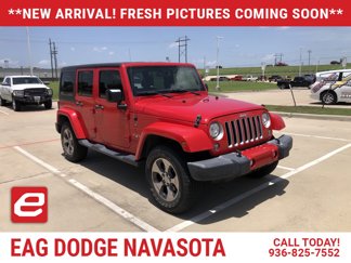 Used 2018 Jeep Wrangler Unlimited Sahara w/ Connectivity Group image 1