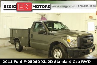 Used 2011 Ford F250 XL image 1