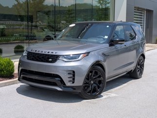 Used 2024 Land Rover Discovery Dynamic SE image 1
