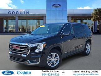 Used 2024 GMC Terrain SLE image 1
