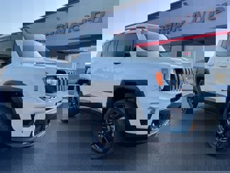 Used 2023 Jeep Renegade Latitude w/ Premium Group image 1
