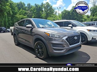 Used 2020 Hyundai Tucson SE image 1