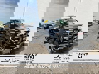 Certified 2024 GMC Sierra 1500 SLE image 1