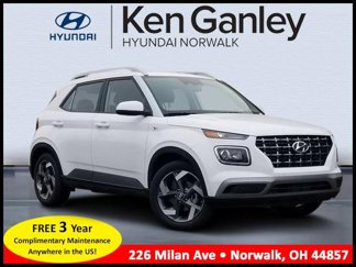 New 2025 Hyundai Venue SEL image 1