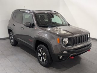 Used 2019 Jeep Renegade Trailhawk w/ Cold Weather Group II image 1