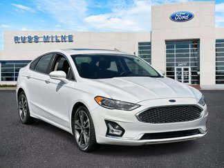 Used 2020 Ford Fusion Titanium image 1