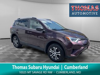 Used 2017 Toyota RAV4 LE image 1