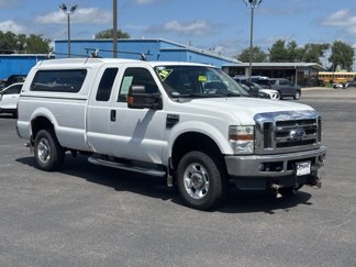 Used 2010 Ford F250 Lariat image 1