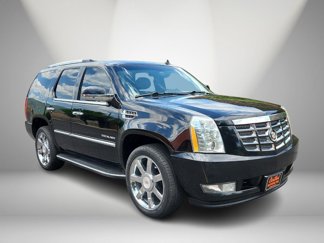 Used 2013 Cadillac Escalade Luxury image 1