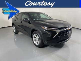 Certified 2024 Chevrolet Trax LS w/ LS Convenience Package image 1