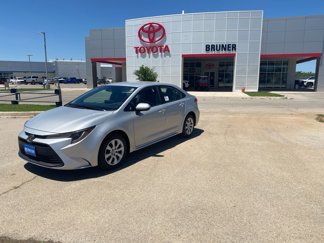 New 2025 Toyota Corolla LE image 1