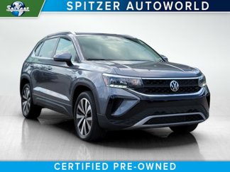Certified 2022 Volkswagen Taos SE image 1
