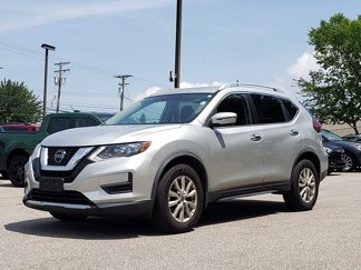 Used 2018 Nissan Rogue SV image 1