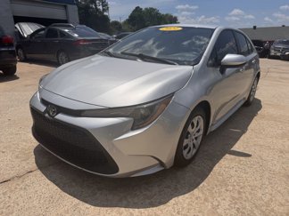 Used 2021 Toyota Corolla LE image 1