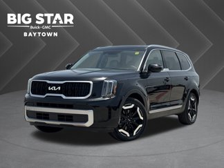 Used 2023 Kia Telluride EX w/ EX Captain's Chair Package image 1
