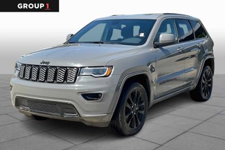 Used 2020 Jeep Grand Cherokee Altitude image 1
