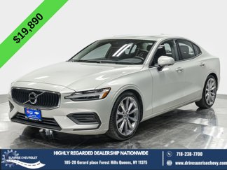 Used 2019 Volvo S60 T5 Momentum w/ Premium Package image 1
