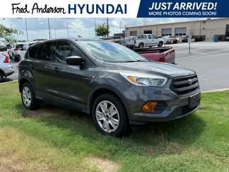 Used 2017 Ford Escape S image 1