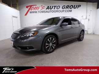 Used 2013 Chrysler 200 Touring w/ S Exterior Appearance Pkg image 1