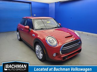Used 2015 MINI Cooper S image 1