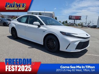 New 2025 Toyota Camry LE image 1