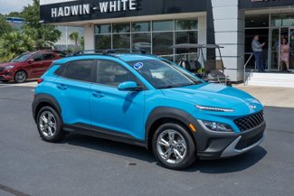 Used 2023 Hyundai Kona SEL image 1