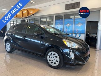 Used 2016 Toyota Prius C Two image 1