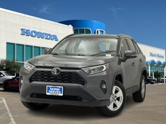 Used 2020 Toyota RAV4 XLE image 1