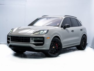 Certified 2024 Porsche Cayenne S image 1