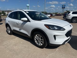 Used 2020 Ford Escape SE image 1