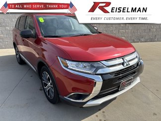 Used 2018 Mitsubishi Outlander ES image 1