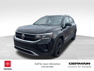 Used 2022 Volkswagen Taos SE image 1