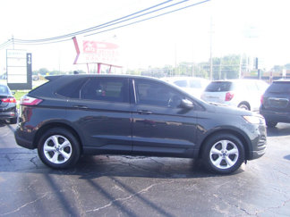 Used 2021 Ford Edge SE image 1