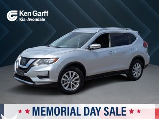 Used 2020 Nissan Rogue SV image 1