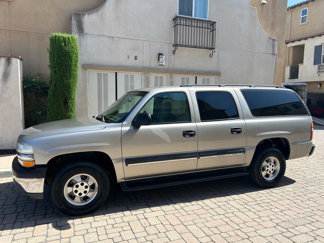 Used 2003 Chevrolet Suburban LS image 1