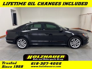 Used 2019 Volkswagen Passat 2.0T Wolfsburg w/ Wheels & Sunroof Package image 1