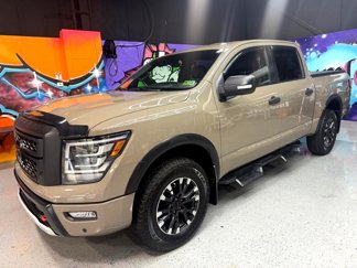 Used 2021 Nissan Titan PRO-4X w/ Pro-4x Convenience Package image 1
