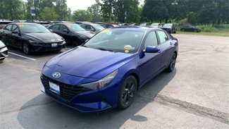 Used 2021 Hyundai Elantra SEL image 1