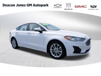 Used 2020 Ford Fusion SE image 1