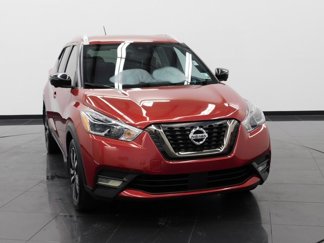 Used 2020 Nissan Kicks SR image 1