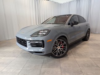 Used 2025 Porsche Cayenne S image 1