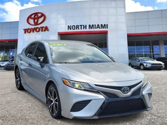 Used 2018 Toyota Camry SE w/ Audio Package image 1