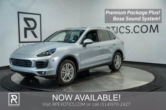 Used 2015 Porsche Cayenne S image 1