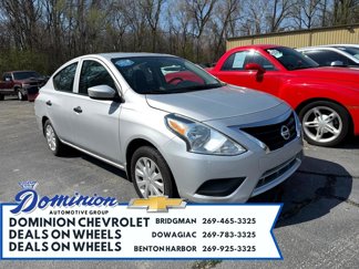 Used 2016 Nissan Versa S image 1