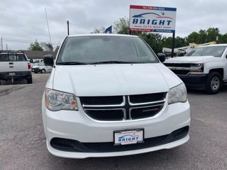 Used 2019 Dodge Grand Caravan SE image 1